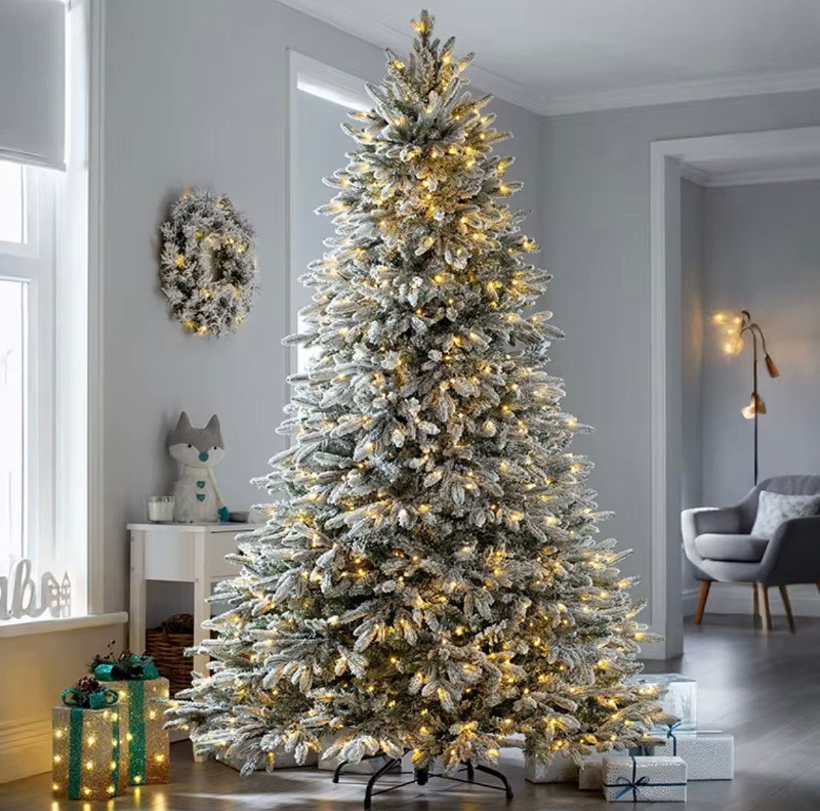 Luxury White Christmas Tree 200cm
